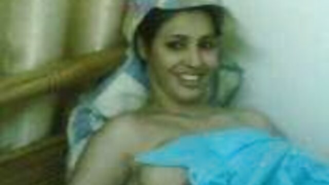 O rapaz teve sexo anal pela primeira pornô pornô nacional vez com um vizinho maduro.