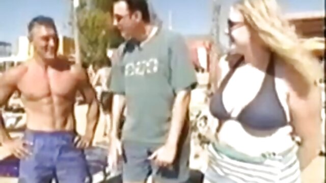 A stripper foi amarrada e fodida videos pono nacionais pelo mestre na sala BDSM.