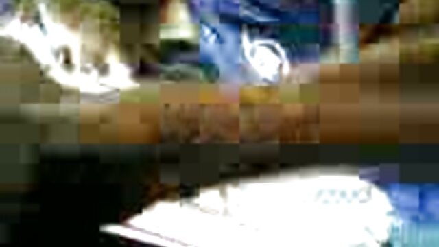 O tipo a lamber os dedos e um Clítoris trouxe a namorada russa para vídeo pornô nacional Esguichar.